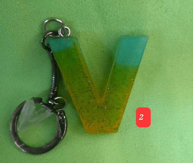 Lettre V