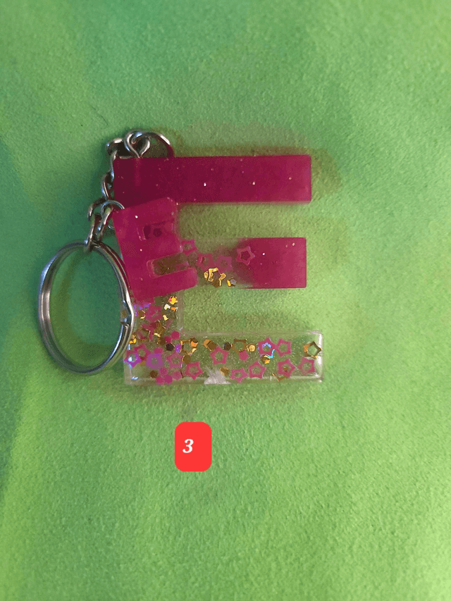 Lettre E