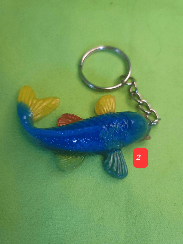 Porte clef carpe sans froufrou 